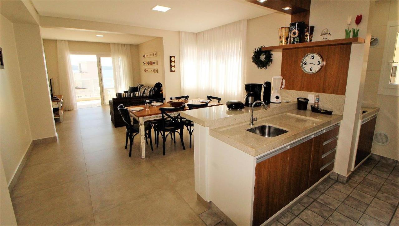 1079 - Apartamento Com Vista Para O Mar Em Bombinhas Eksteriør billede