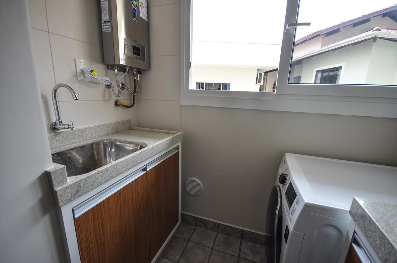 1079 - Apartamento Com Vista Para O Mar Em Bombinhas Eksteriør billede